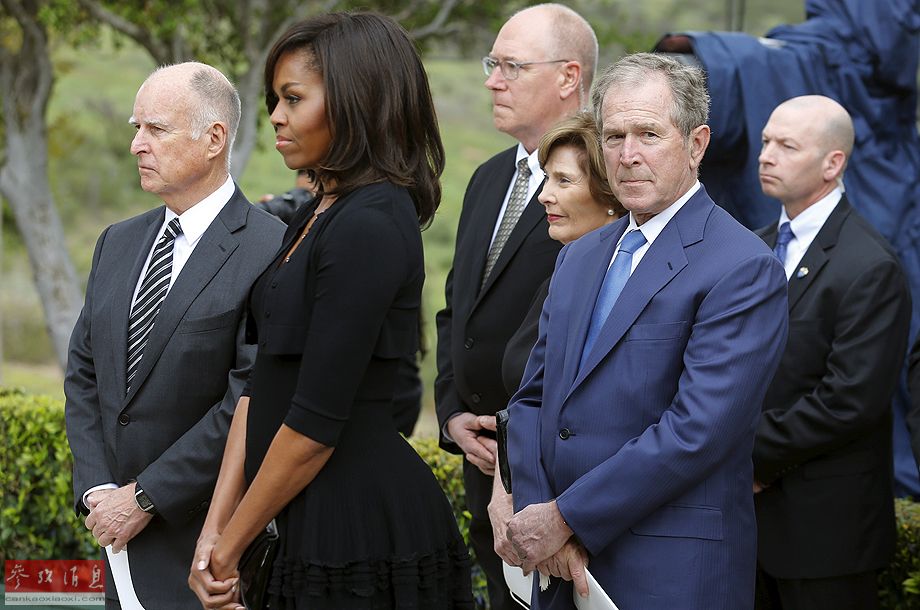 各國領(lǐng)導人退休后都干啥？小布什刷盤布朗教書