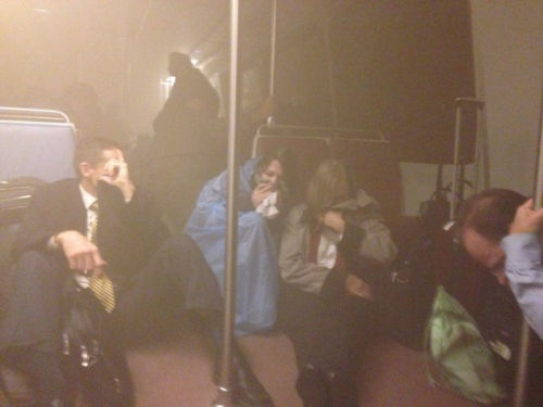 華盛頓地鐵站濃煙致1死84傷 事故或因線(xiàn)路問(wèn)題