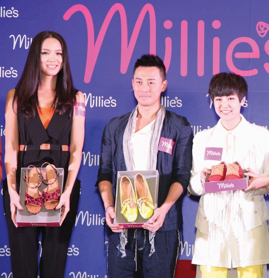 不過，跟世姐合影，也只是美不美，美多少的問題。