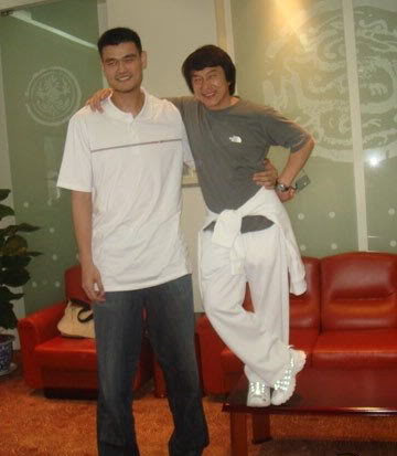 當(dāng)姚明夫婦遇見陸毅夫婦，一不小心，信號(hào)又滿格了~