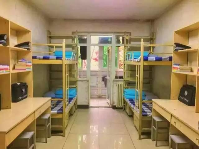 這個(gè)學(xué)校的男生宿舍火了！女同學(xué)都喊著要嫁