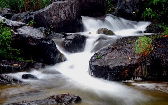 暑假帶萌娃到龍?zhí)稖下糜味燃賲^(qū)享受親子時光 暑假帶萌娃到龍?zhí)稖下糜味燃賲^(qū)享受親子時光