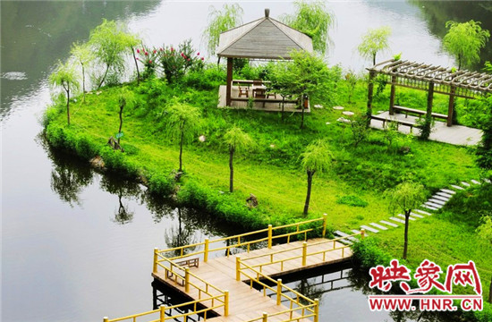 美不勝收 爬山、游園、賞奇觀（組圖）