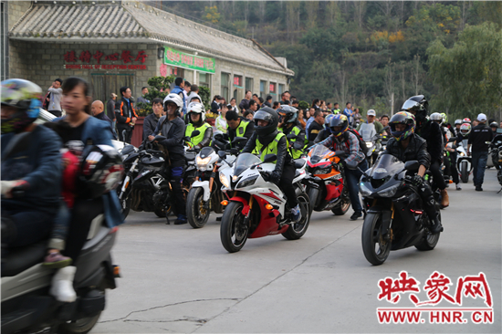 2014首屆蟒河摩托藝術文化節(jié)在蟒河景區(qū)隆重開幕