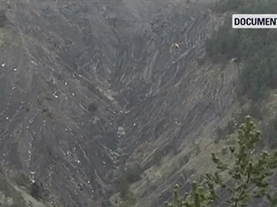 載150人空客A320客機(jī)在法國墜毀：客機(jī)一個(gè)黑匣子已找到 尚未發(fā)現(xiàn)有幸存者