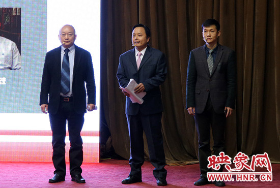 公開競(jìng)聘民生頻道管理團(tuán)隊(duì)肖俊德組