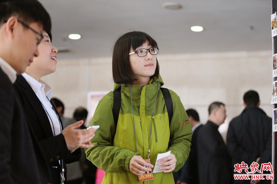 解答咨詢大象融媒的樂天。