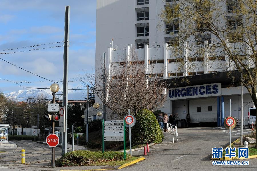 舒馬赫滑雪嚴重受傷情況危急 將接受開顱手術(shù) 舒馬赫滑雪嚴重受傷情況危急 將接受開顱手術(shù)