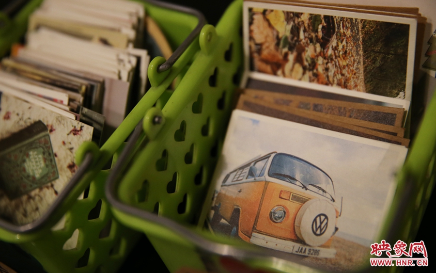 書店內(nèi)出售的書簽。