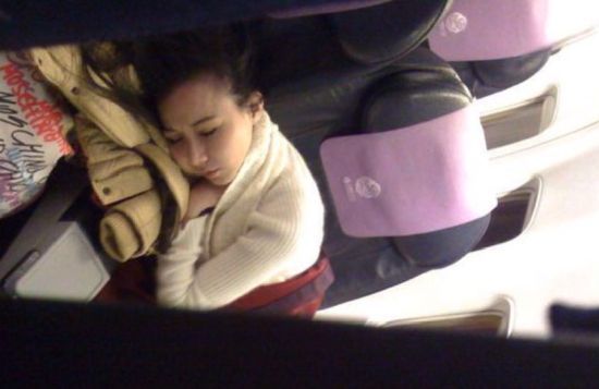 45歲蕭薔節(jié)目遭挑釁曬素顏 網(wǎng)友大贊逆生長